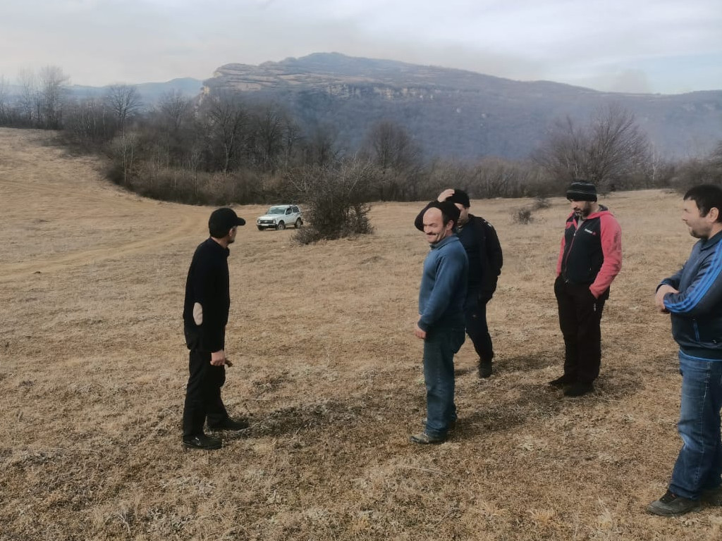 Работники ГКУ РД "Кайтагское лесничество" провели очередной обход сельхоз земель, прилегающих к лесному фонду.