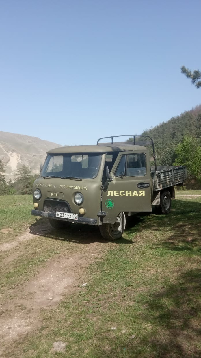 Работники ГКУ РД "Гунибское лесничество" в праздничные и выходные дни провели активное патрулирование по местам отдыха населения