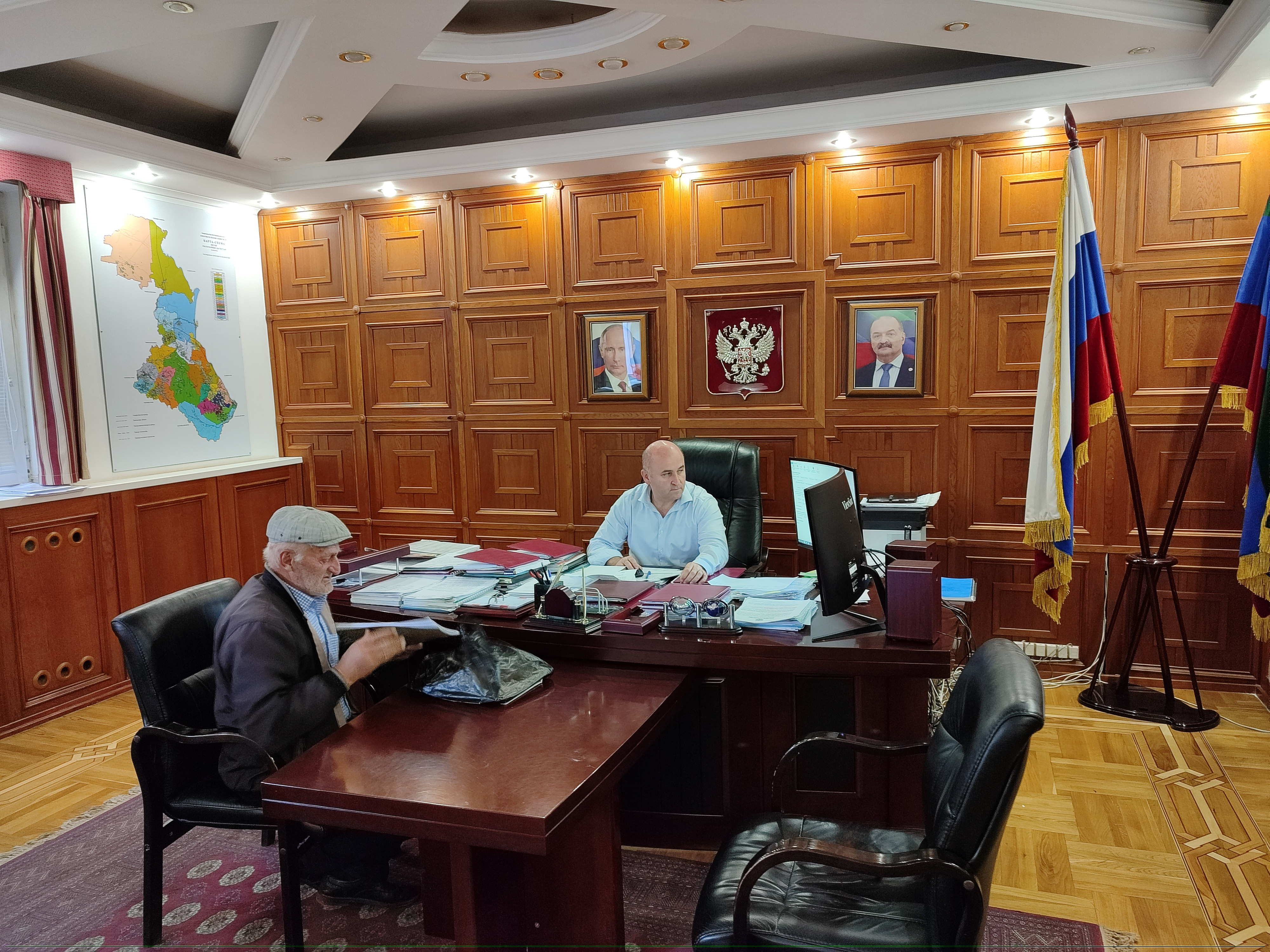 Руководитель Даглесхоза Вагаб Абдулхамидов провёл очередной приём граждан