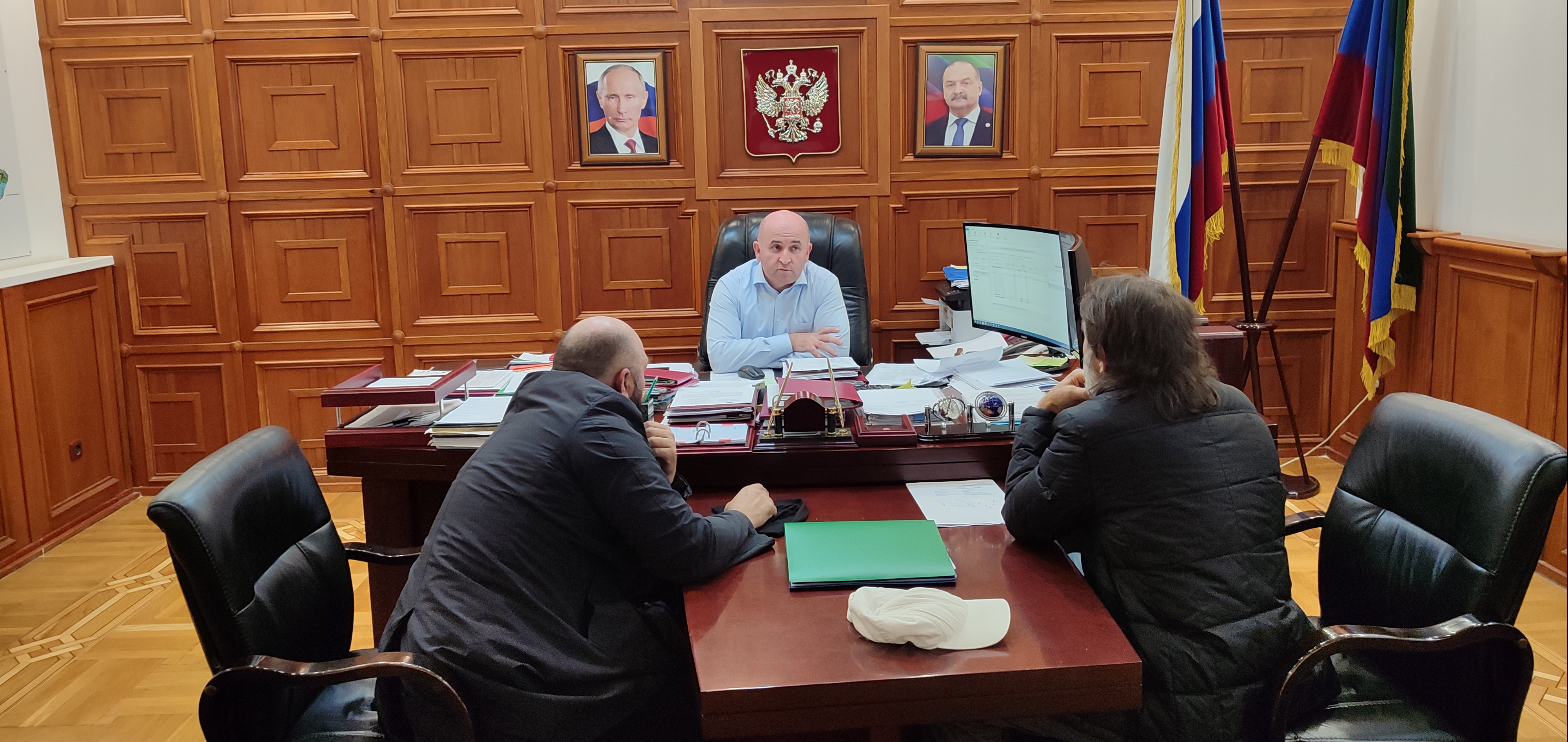 Председатель Комитета по лесному хозяйству Республики Дагестан Вагаб Абдулхамидов провёл очередной приём граждан