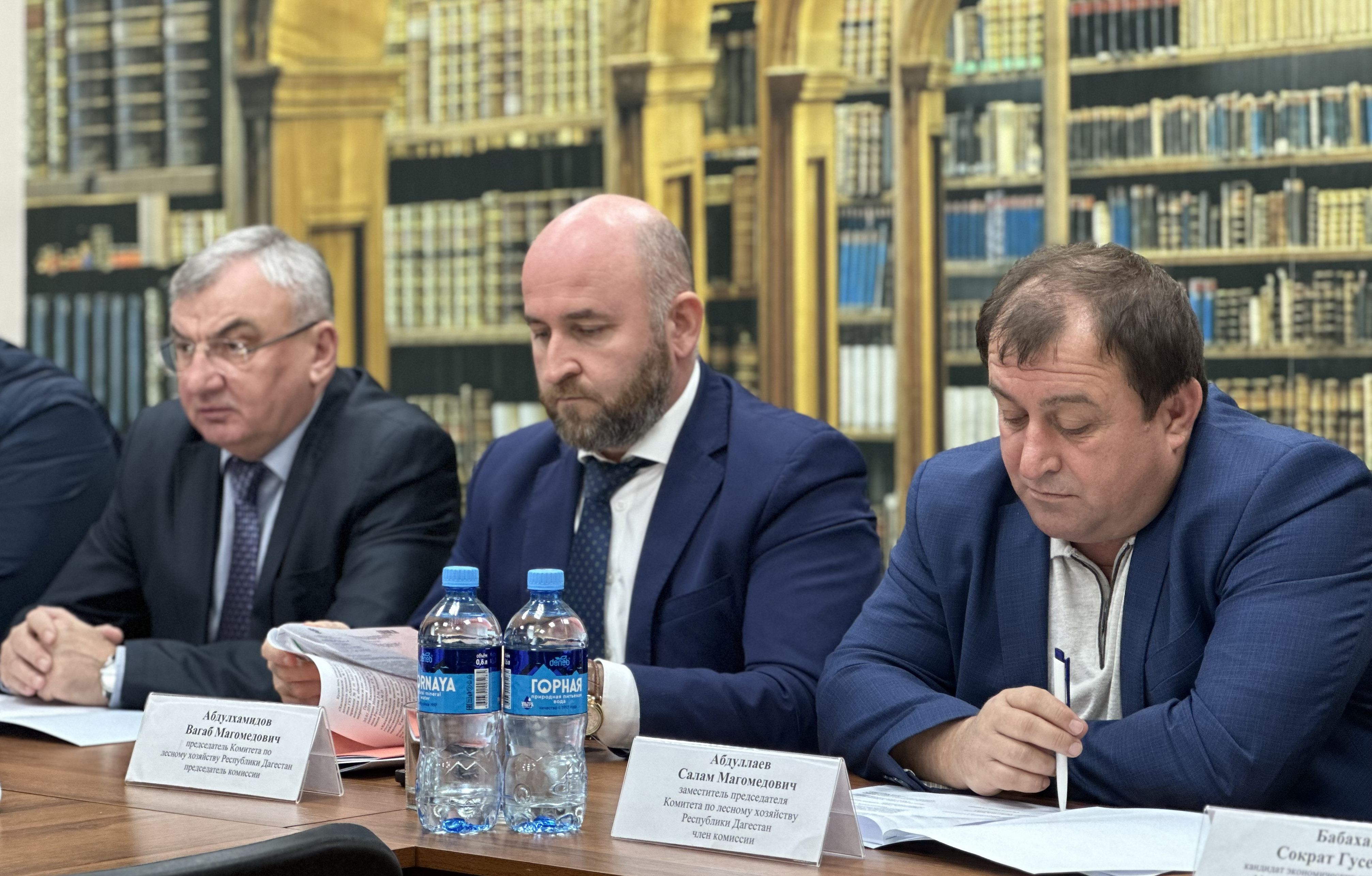 В ГБУ ДПО РД "Дагестанский кадровый центр" состоялся второй этап конкурса  на замещение вакантной должности руководителя ГКУ РД "Буйнакское лесничество"