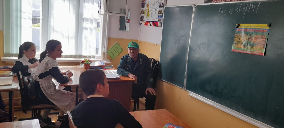 По ГКУ "Казбековское лесничество" продолжается выполнение агитационно - пропагандистских мероприятий, намеченных в Плане на пожароопасный сезон 2023 года.