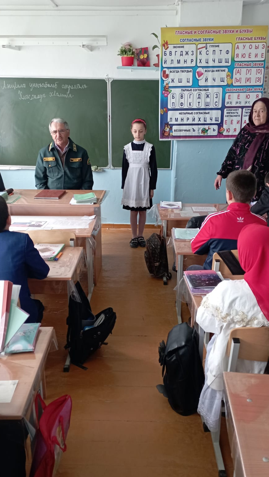 В рамках работы по противопожарной профилактике среди населения лесники проводят открытые уроки в школах нашей республики