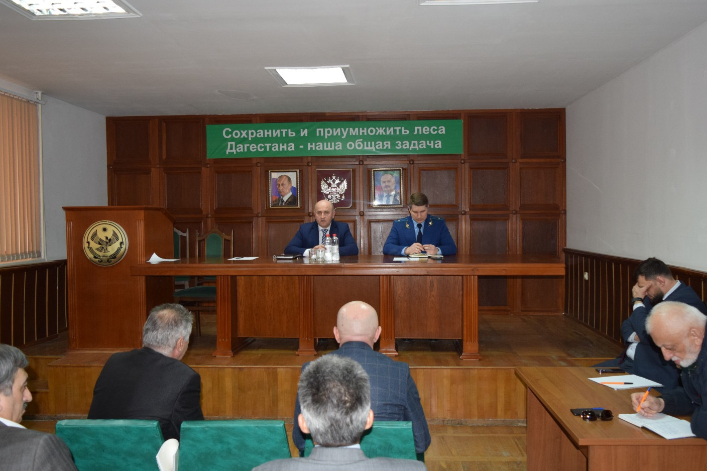 В Комитете по лесному хозяйству РД состоялось совещание с участием руководителей подведомственных учреждений