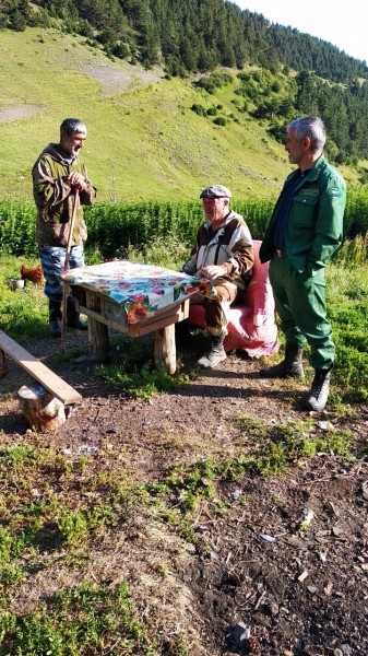 Работники ГКУ РД "Магарамкентское лесничество" усилили работу по профилактике лесных пожаров среди населения.