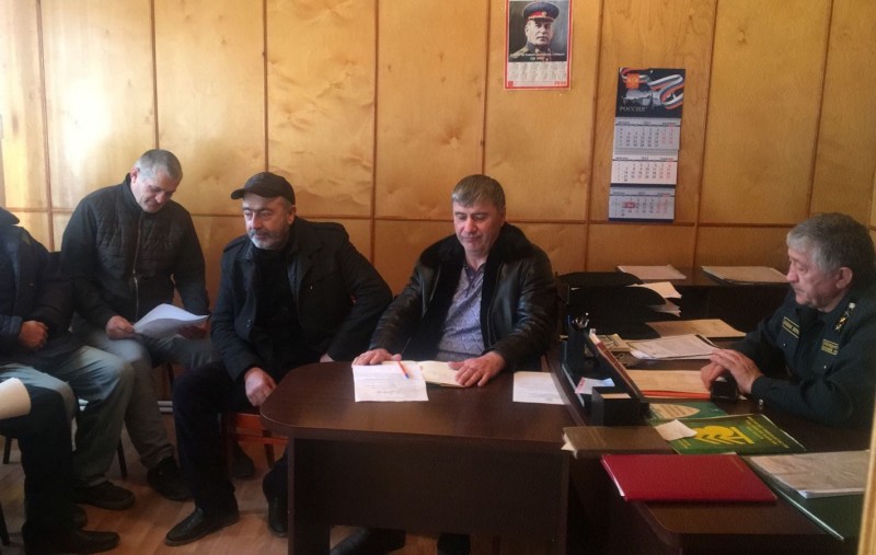 В ГКУ РД "Кизлярское лесничество" состоялось первое совещание в 2022году.
