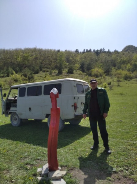 В лесничествах продолжаются работы по обновлению квартальных столбов.